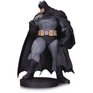 DC Designer Series Dark Knight III Batman Mini-Statue (Andy Kubert) by DC Collectibles